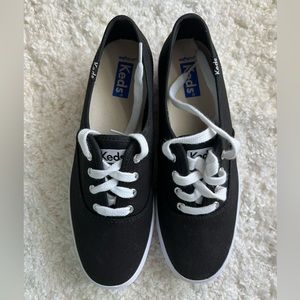 Keds Platform Sneaker - Women's Size 5.5